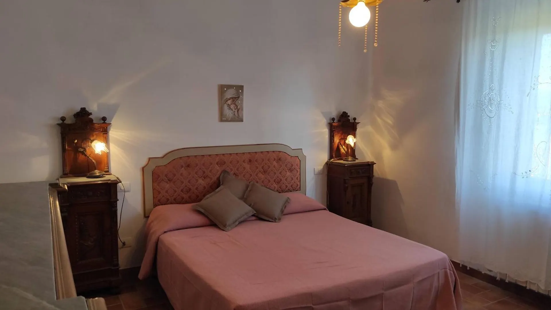 Borgo Iris Apartment Pietraia Farm stay
