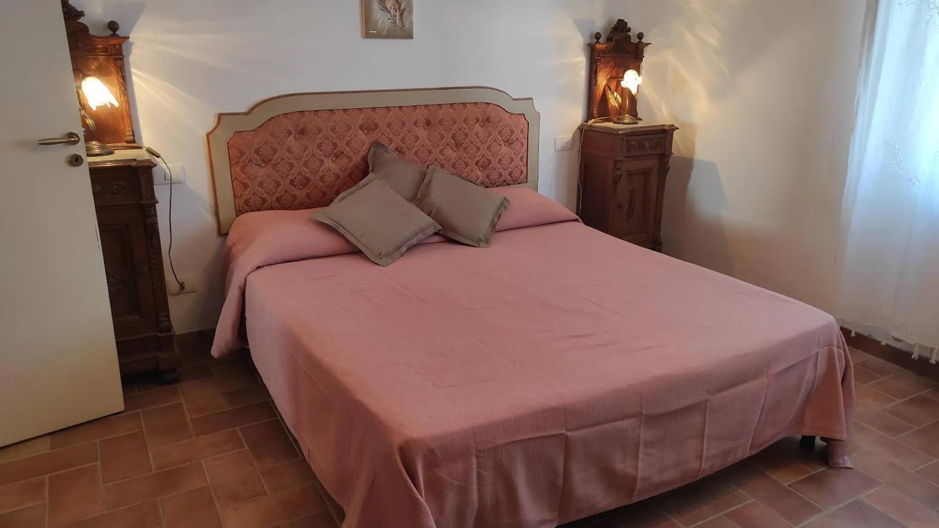 Borgo Iris Apartment Pietraia Italy